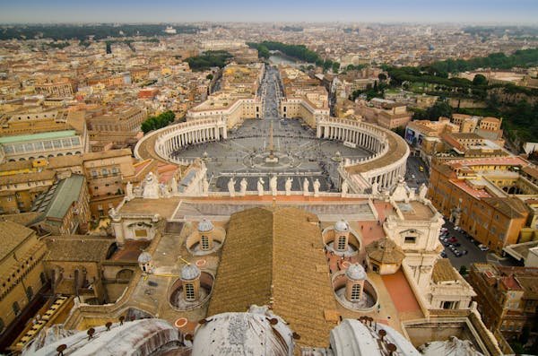 Découvrez le Vatican Pass : Optimisez votre visite au cœur du Vatican